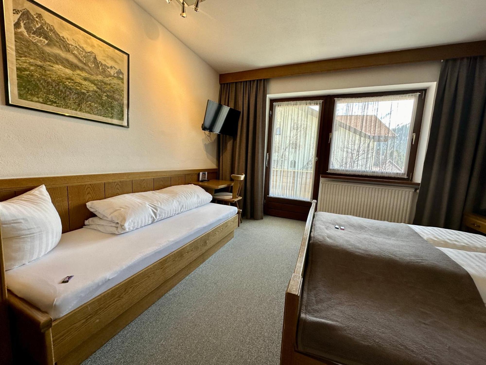 Hotel Zirbenhof Sankt Leonhard im Pitztal Camera foto